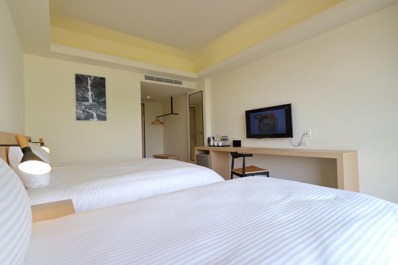 Ket Hotel Yuli Eksteriør bilde